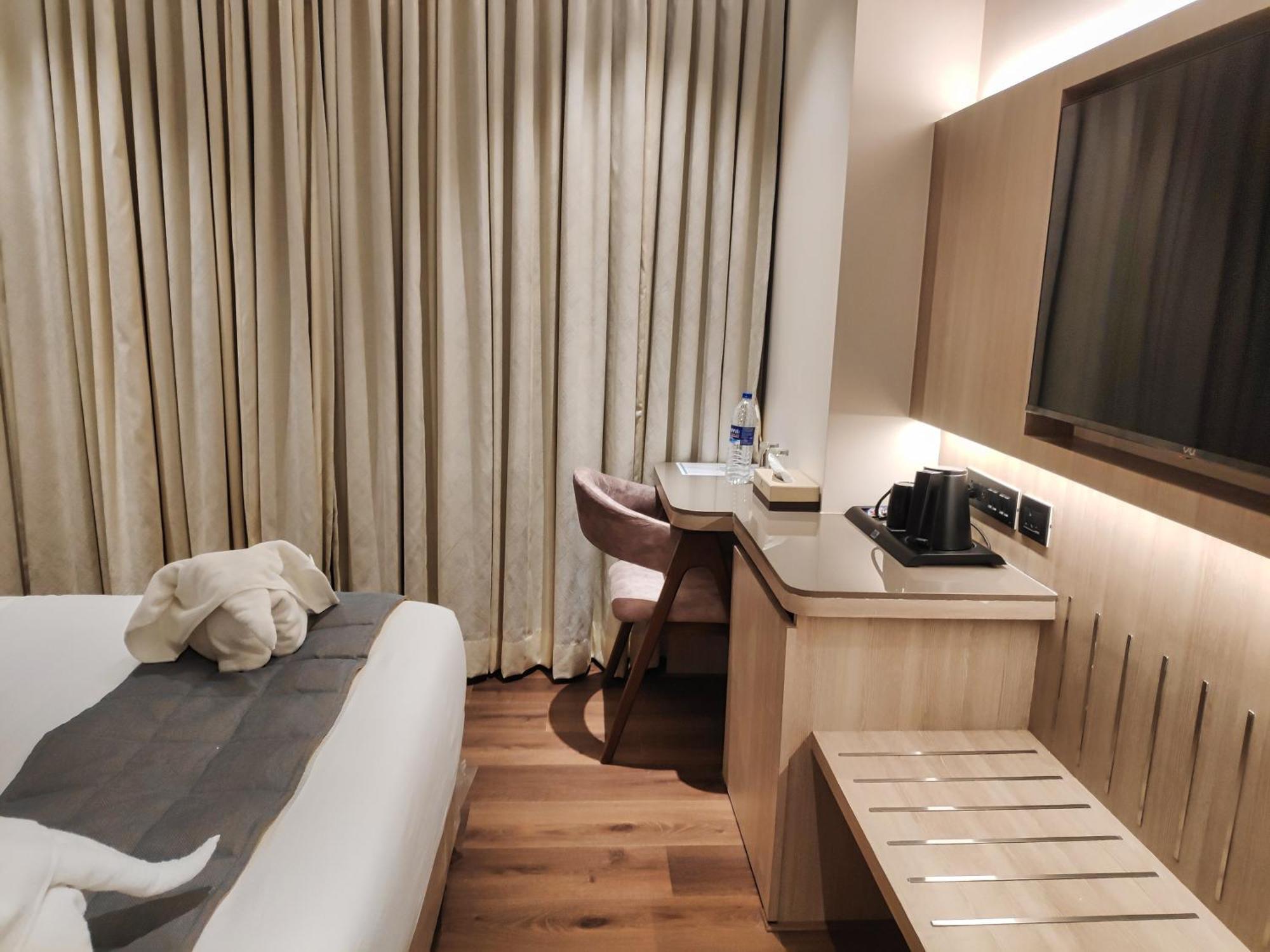Maxxvalue Hotel Midc - Andheri Βομβάη Εξωτερικό φωτογραφία